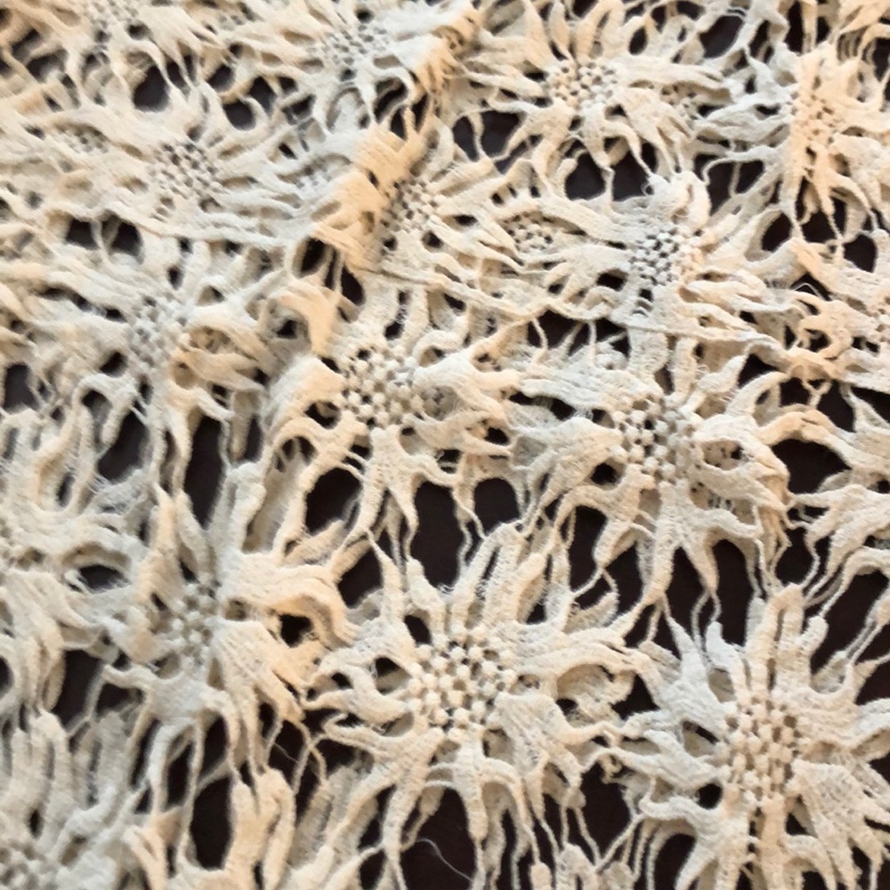 Host pic🔥Crochet Floral Coverup / Top. - Picture 5 of 8